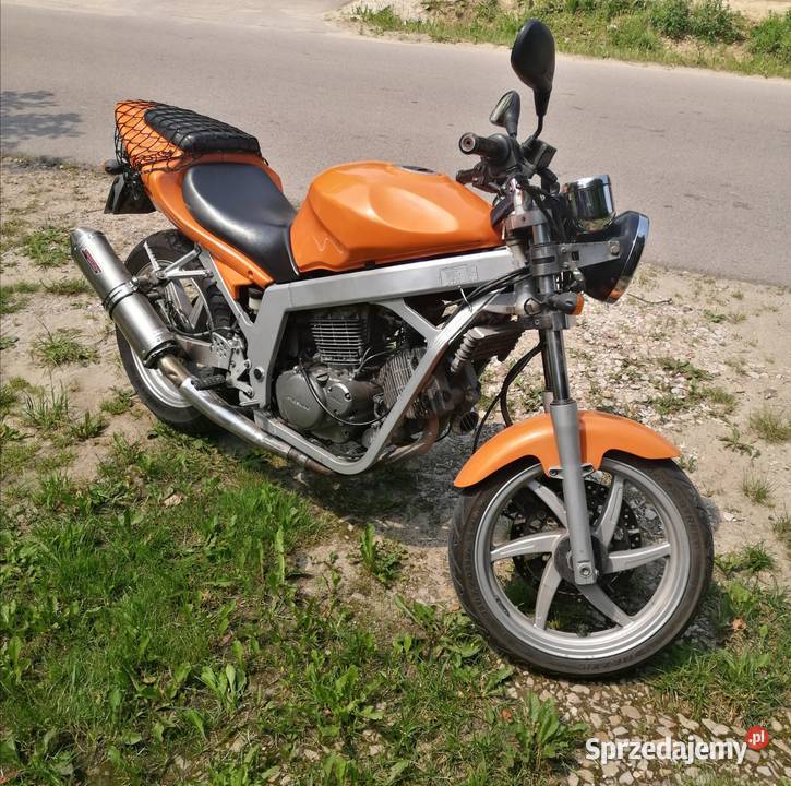 Hyosung GT 125 KAT BA1 Motocykl 125 Hyosung Kielce