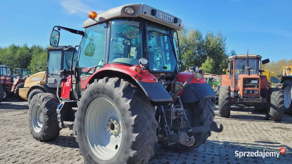 Massey Ferguson 5611 traktor podkarpackie Zaklików