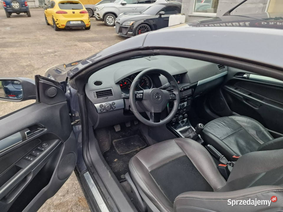 Opel Astra 18 Benzyna 140 TwinTop Skóra wielofunkcyjna kierownica Słupsk