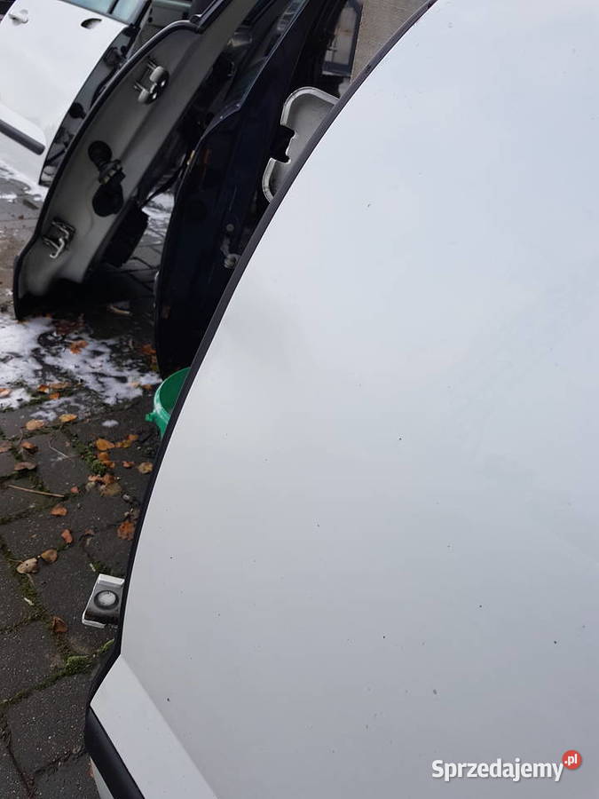 PEUGEOT 3008 I 2011 2012 DRZWI LEWE TYL TYLNE Turek