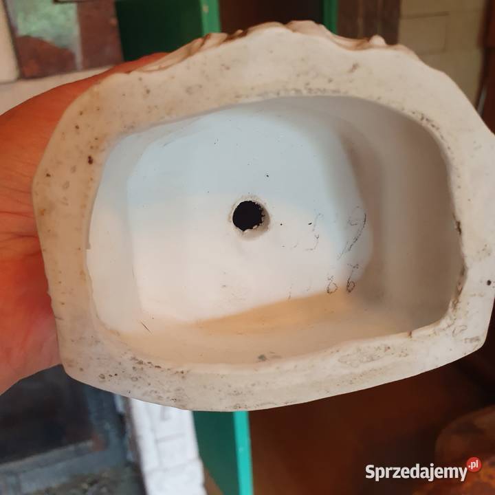 Figura z porcelany 330