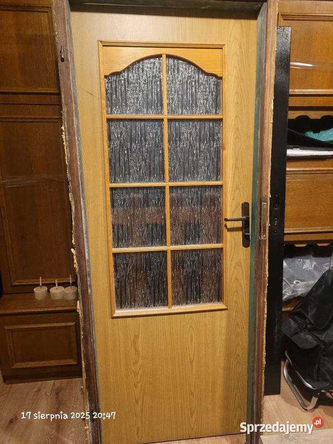 Sprzedam drzwi wewnętrzne do warsztatugarażu 80cm