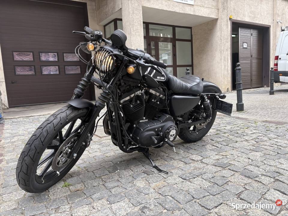 HarleyDavidson Sportster Iron 883