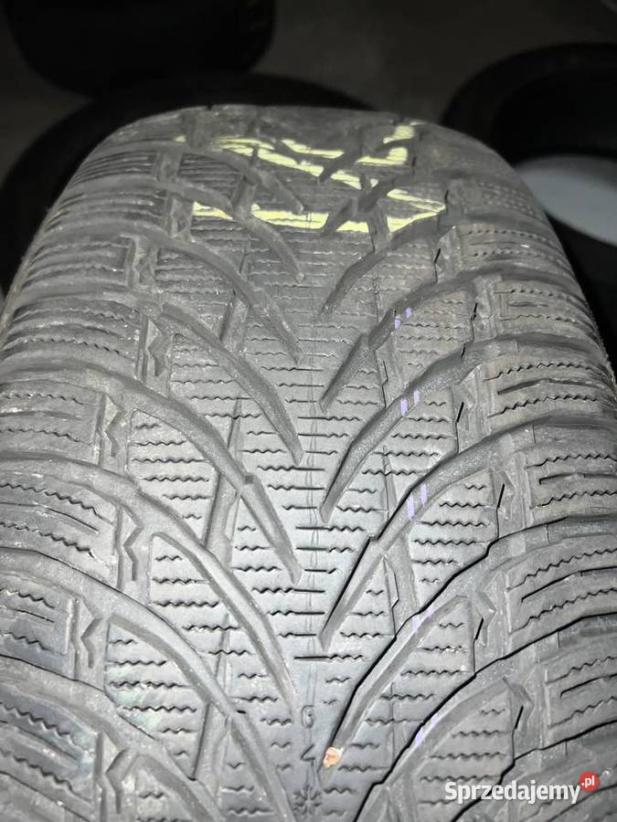 Komplet opon Nokian WR SUV 4 23550 R20 zima Ślesin