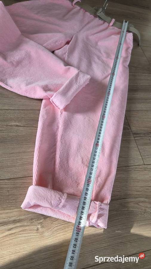 Damskie spodnie sztruksowe różowe Pleszew