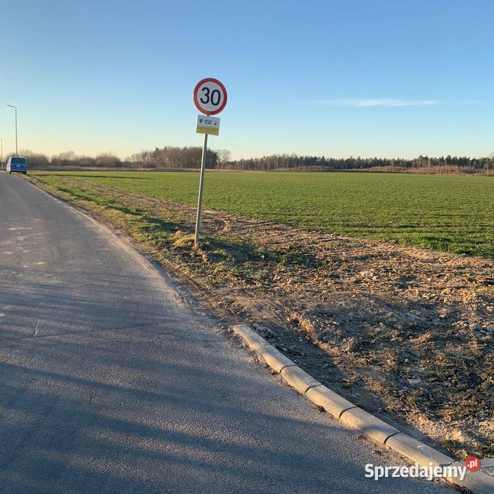 Działki budowlane 30 ar Kruszyn media potencjał dolnośląskie sprzedam