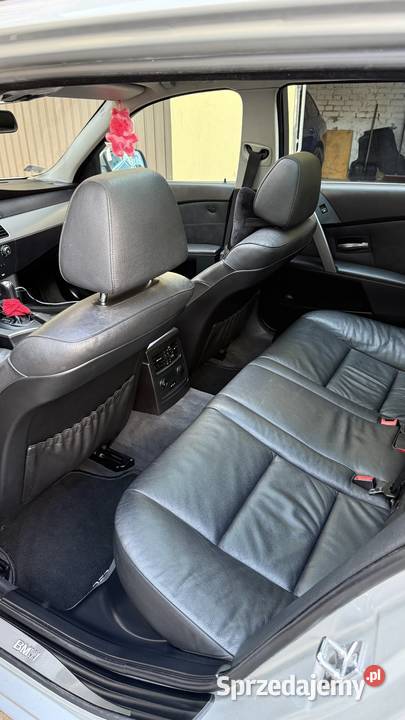BMW E61 525D 177 BOGATE WYPOSAŻENIE Rok produkcji 2006 sprzedam
