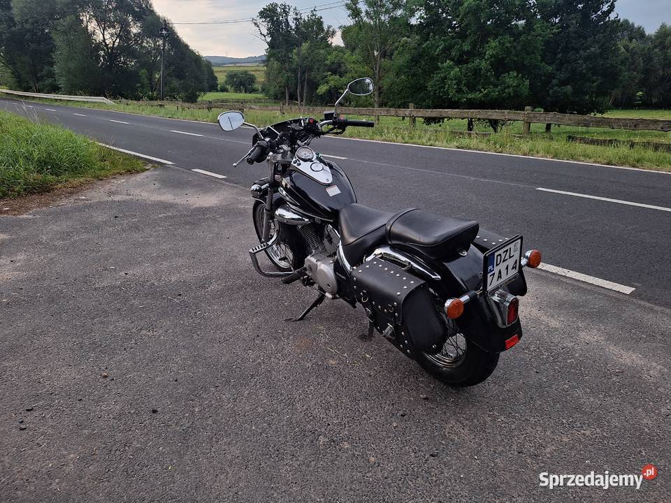 Suzuki intruder vl125 2000r