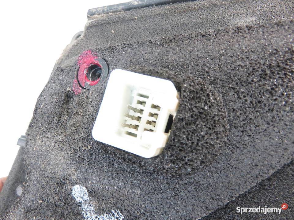 LUSTERKO LEWE MAZDA 3 sedan BK