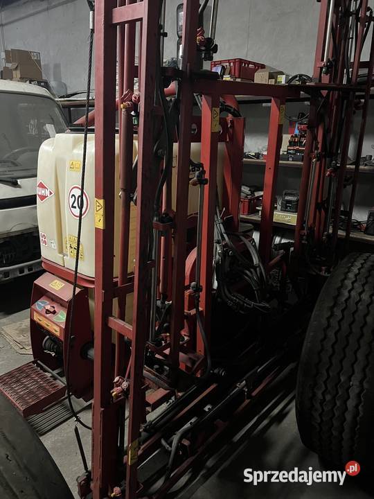 Opryskiwacz Kuhn Atasa 800L Amazone Unia Bury nieuszkodzony Rolnictwo łódzkie