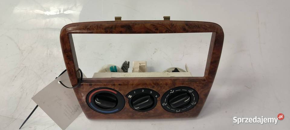 PANEL KLIMATYZACJI OPEL VECTRA B 6081F1A osobowe Lipno