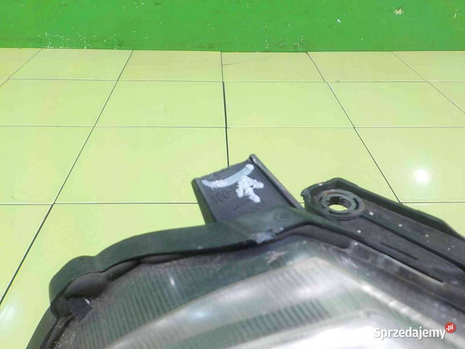 SUZUKI SX4 I LIFT 11r lampa prawa przod sprzedam