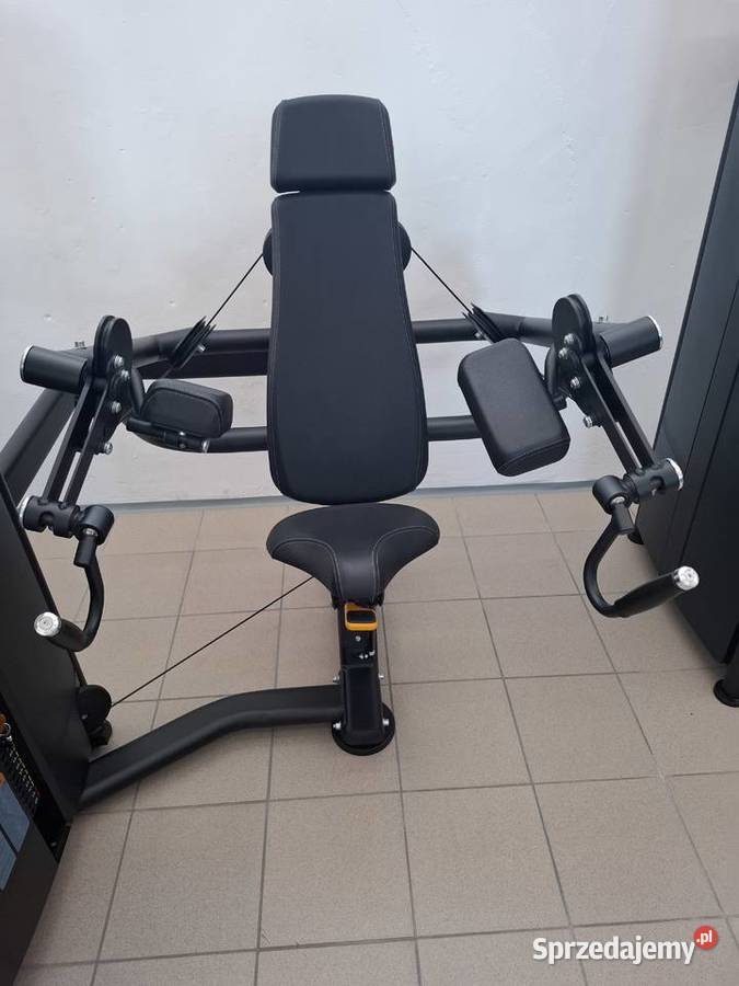 Maszyna IsoLateral Seated Biceps Curl RE8031 Wałcz sprzedam