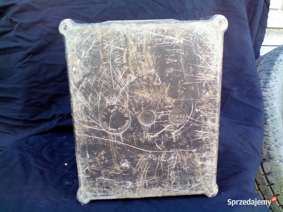 Akumulator CENTRA 6V 84Ah z 1987r nieużywany Rok produkcji 1987 Akumulatory Pabianice