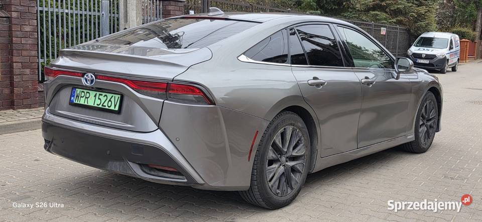 Toyota mirai zamiana