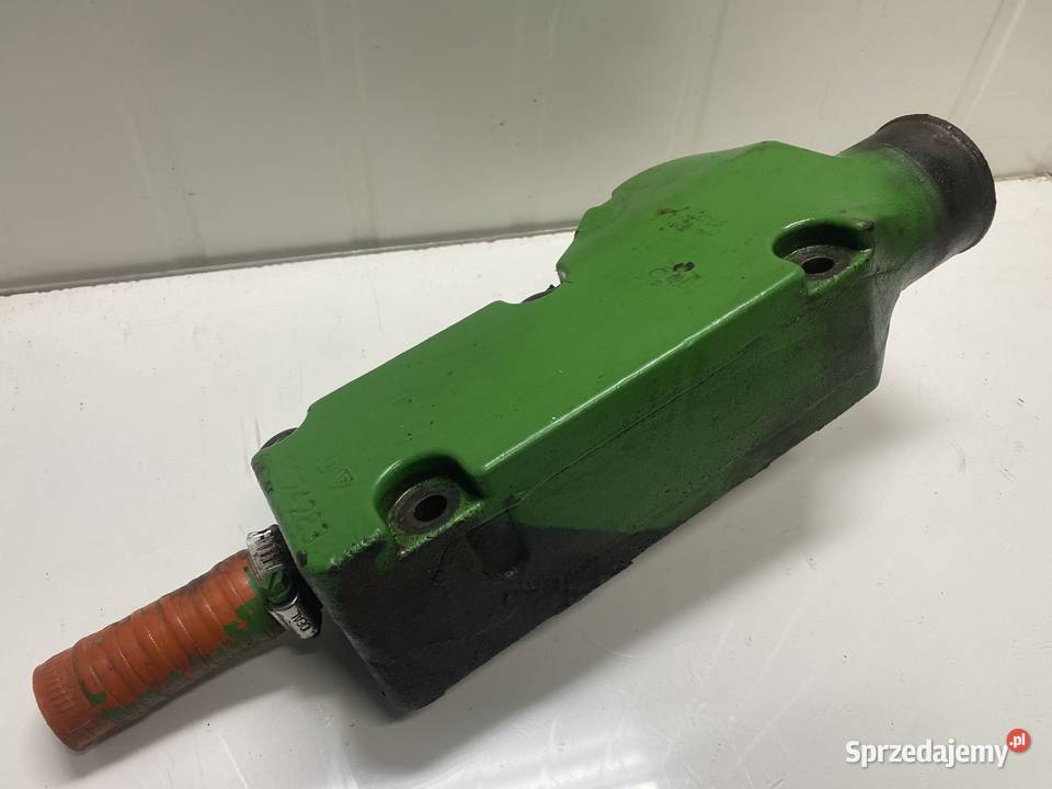 OBUDOWA TERMOSTATU JOHN DEERE 7750 DZ128530 Kielce