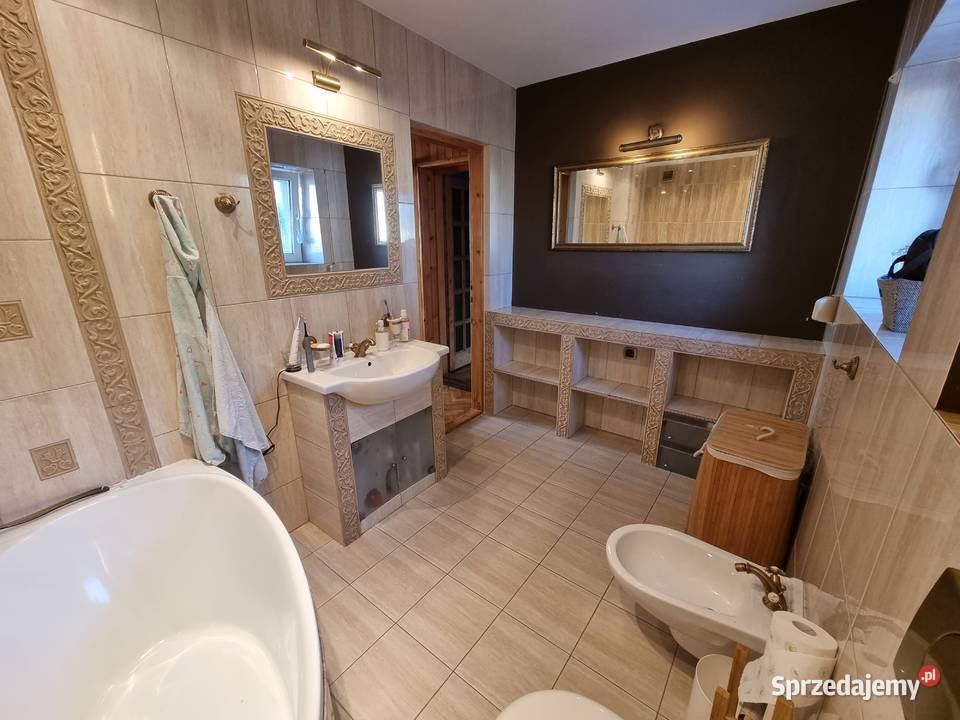Duży wolnostojący dom z garażem ZAPRASZAMY 730m2 Mysłowice