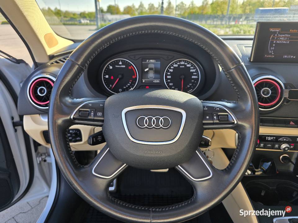 Audi A3 8V Sportback 2014 20 TDI 150 Biała perła 2000cm3 łódzkie Pabianice