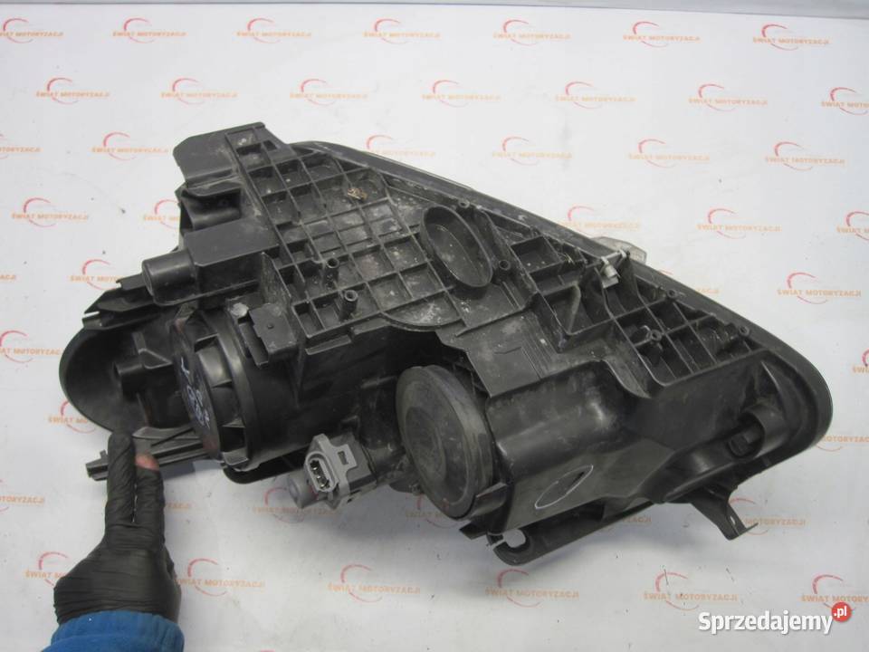 NISSAN QASHQAI I LIFT 12r lampa prawa przód osobowe świętokrzyskie Kielce