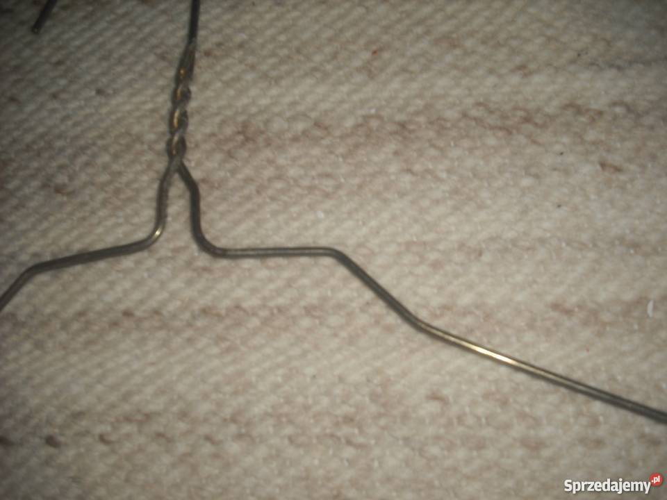 Wieszaki metalowe na ubrania