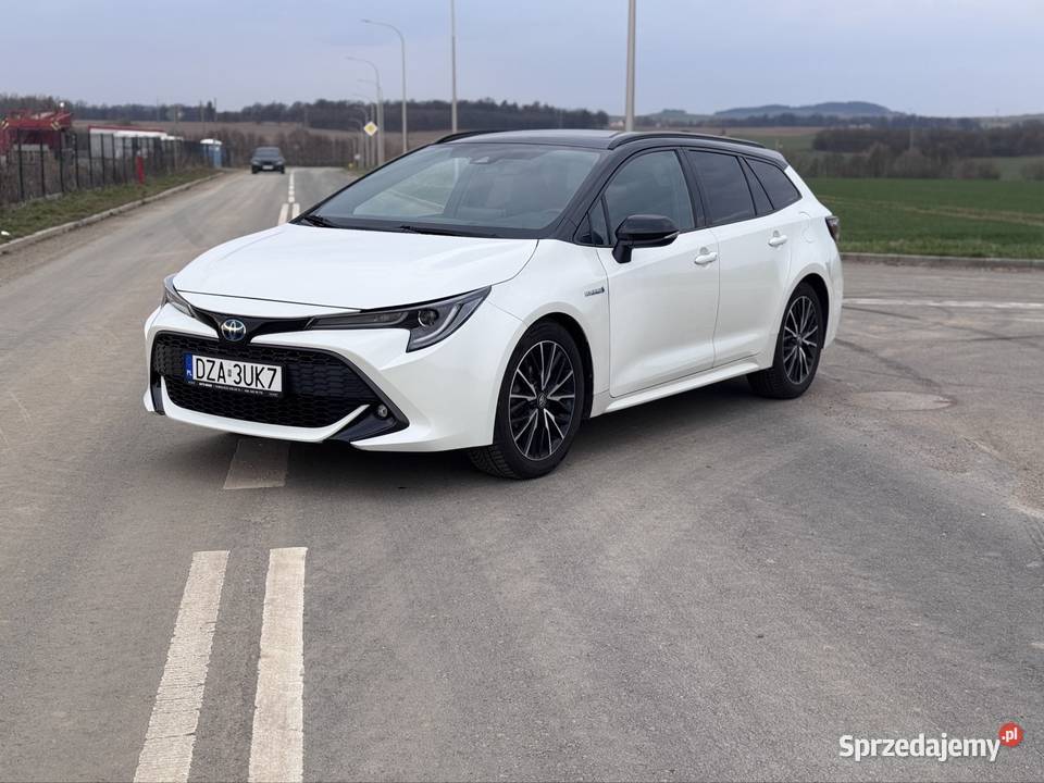 Toyota Corolla e21 executive 18 hybryda Kombi Motoryzacja Ząbkowice Śląskie