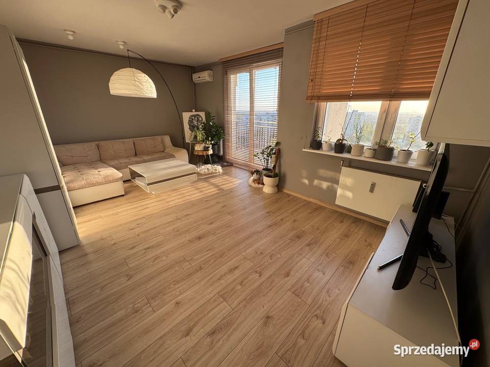 Sprzedam inteligentne mieszkanie 5190 m2 winda Sosnowiec