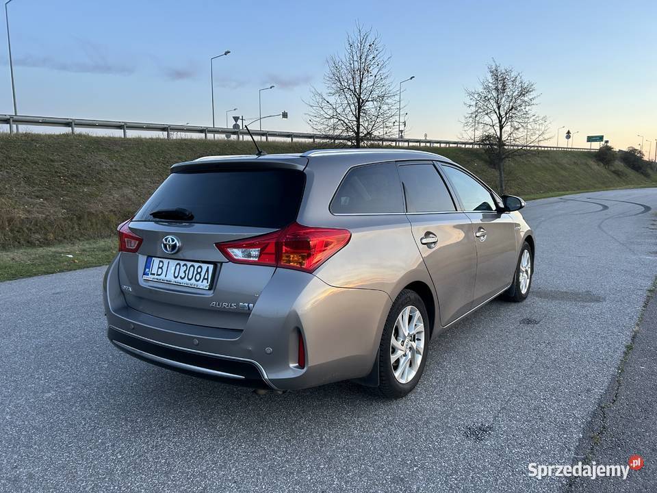 Toyota Auris 18 hybryda 2015r salon Polska aluminiowe felgi Biała Podlaska