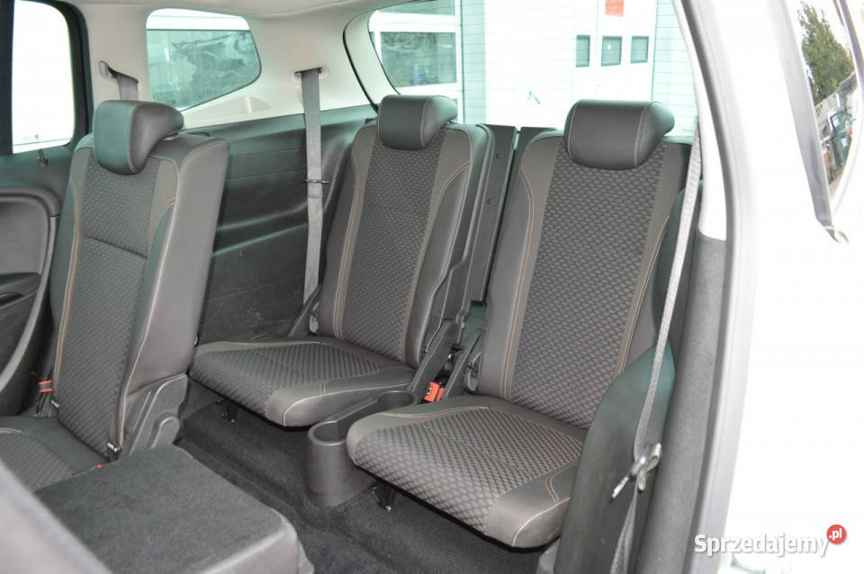 Opel Zafira 16 CDTi 7osób Navi Kamera 186 Euro6b ABS Zafira