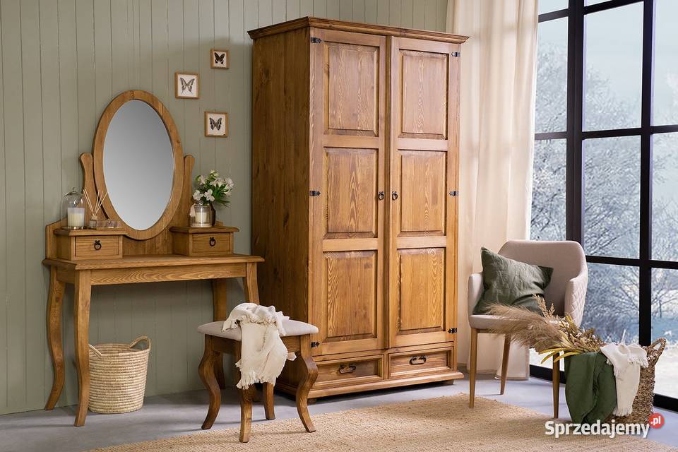 Dwudrzwiowa szafa drewniana do pokoju sosnowa