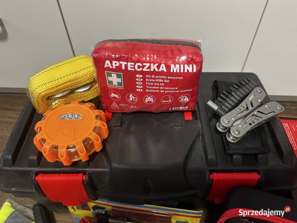Awaryjny Zestaw Samochodowy Rozrusznik 4w1 Łuków sprzedam