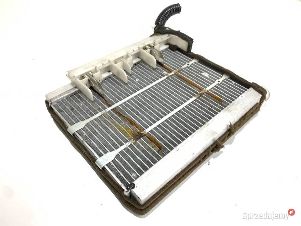 NAGRZEWNICA TOYOTA COROLLA E13 Van minibus 0409