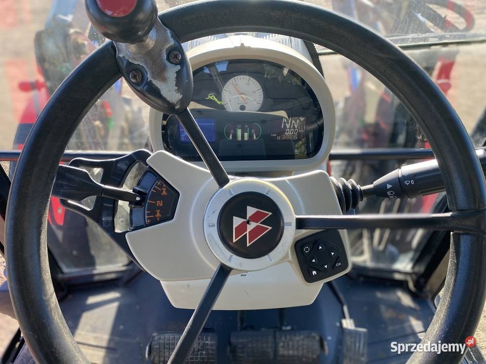 MASSEY FERGUSON 5609 DYNA4 2015r z ładowaczem Biała