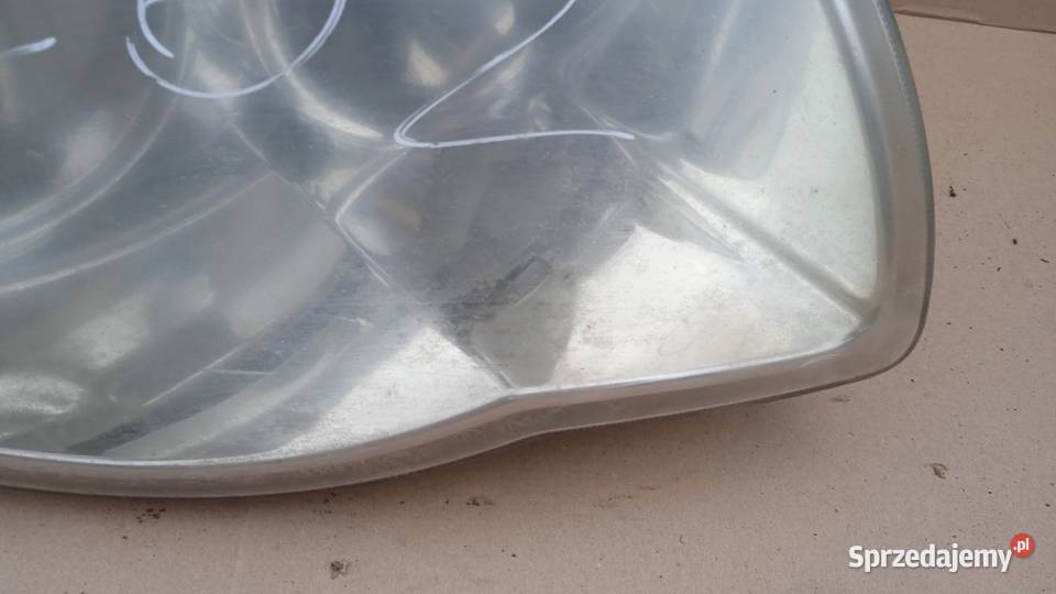 VOYAGER IV FL LAMPA PRZÓD PRAWY Zbierkowo