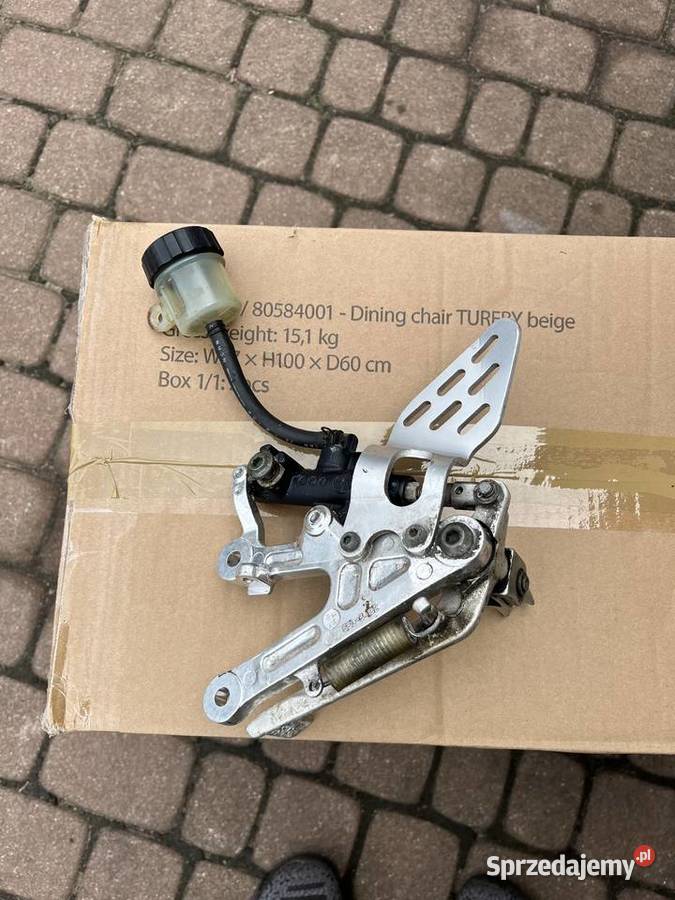 YAMAHA R6 YZFR6 RJ15 SET PRAWY POMPA ZBIORNICZEK Białystok