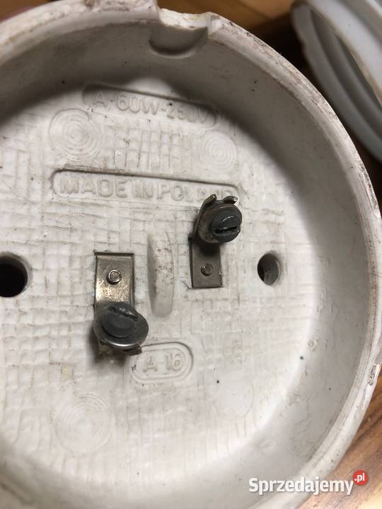 Stara lampa wisząca mleczna PRL Polska wielkopolskie Poznań