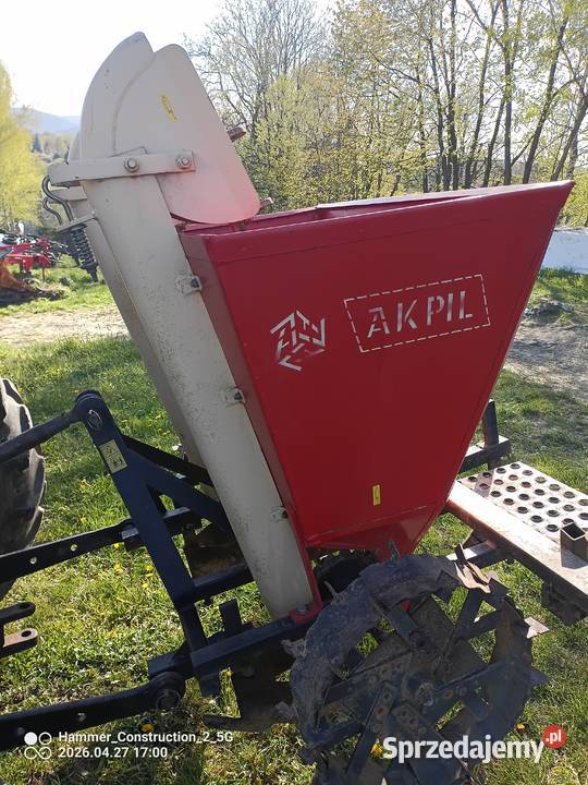 Sadzarka do ziemniaków Akpil Klecza Dolna