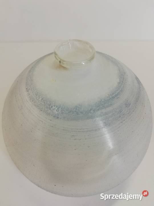 wazonik szklany ręcznie dmuchany