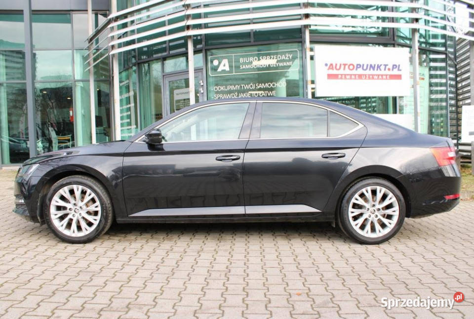 Skoda Superb 2022r Gwarancja IWŁ ASO FV23 ACC 138055km