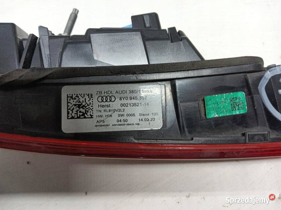 LAMPA TYŁ TYLNA AUDI A3 8Y0945307 osobowe Oświetlenie wielkopolskie