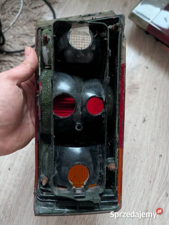 Lampy tylnie wąskie golf mk1 pomorskie Rumia