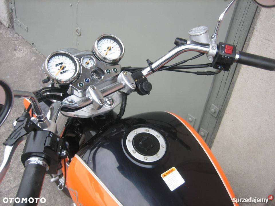 Hyosung GV Aquila 125 classic kat B duzy chopper 11000km