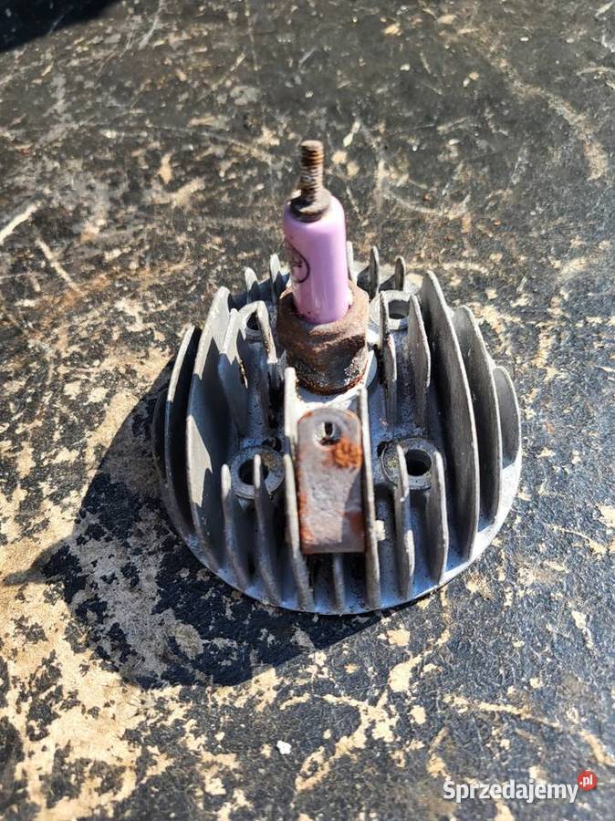 GŁOWICA SILNIKA NSU 16 02 01 003 NSU Rybnik