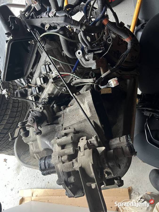 Części Toyoty yaris 2004 13 benzyna Gorzków-Osada