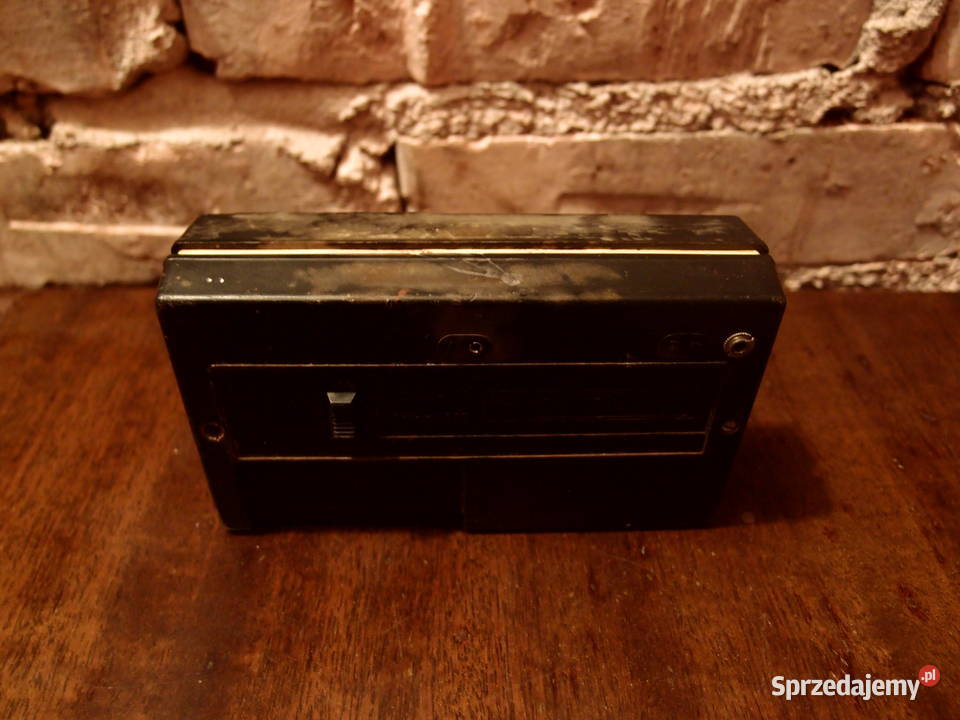 Z dawnych lat zabytkowe radio Neywa 402 antyk z Łódź