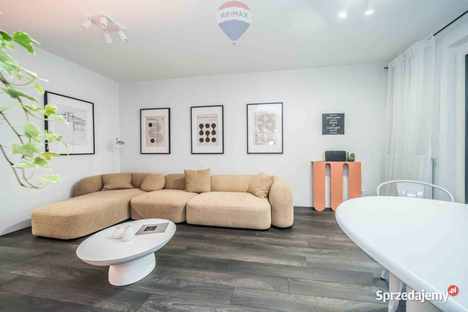 Ekskluzywne 3 pokoje loggia garaż Jeżyce Modena Liczba pokoi 3 wielkopolskie Poznań