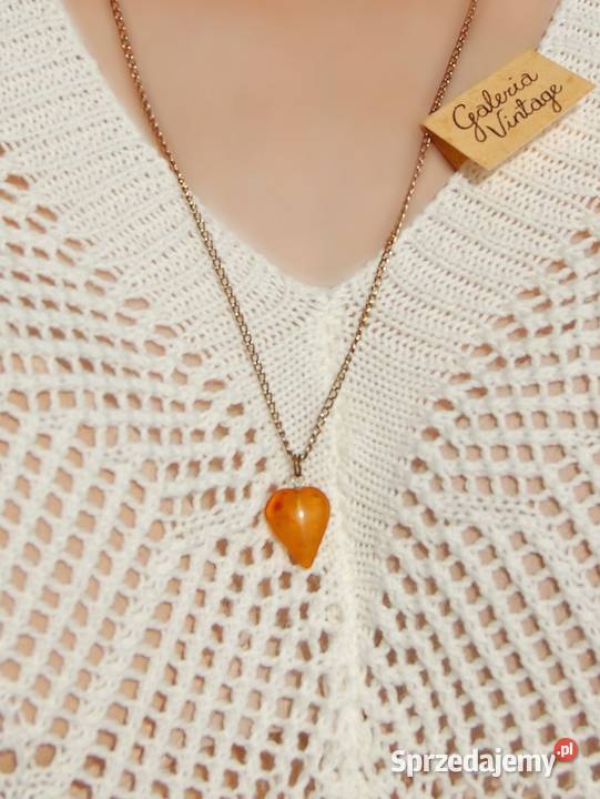 Serce z bursztynu bursztyn przedwojenny wisiorek Lublin