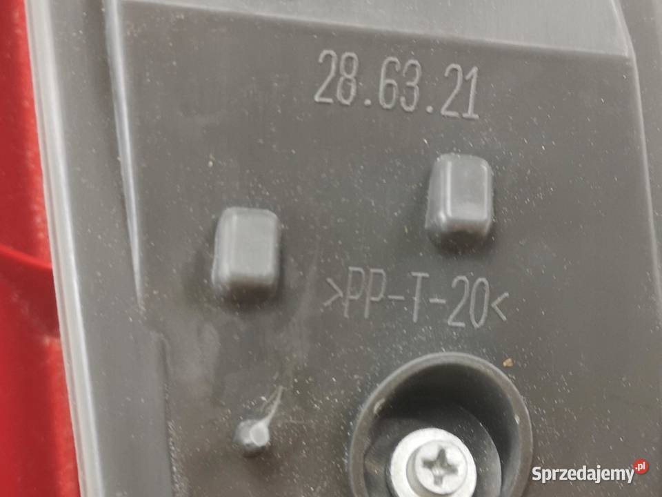 LAMPA PRAWY TYŁ FIAT PUNTO 19992012 NOWA MAGNETI