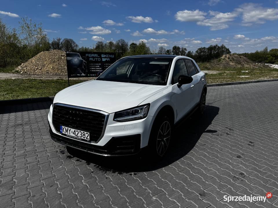 Audi Q2 benzyna krajowy lakier metallic Myślenice