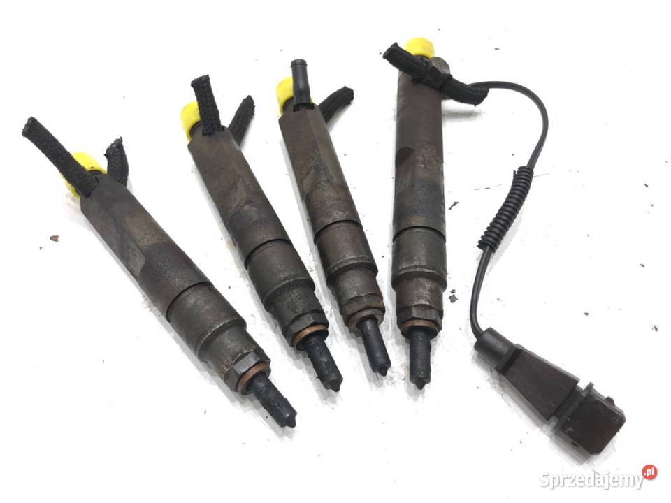 WTRYSKIWACZE KOMPLET VW GOLF IV 028130202Q 19 90 osobowe