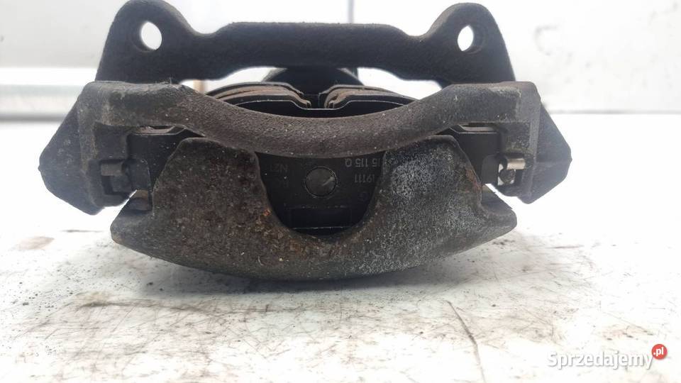 ZACISK HAMULCOWY PRZÓD PRAWY SKODA OCTAVIA III